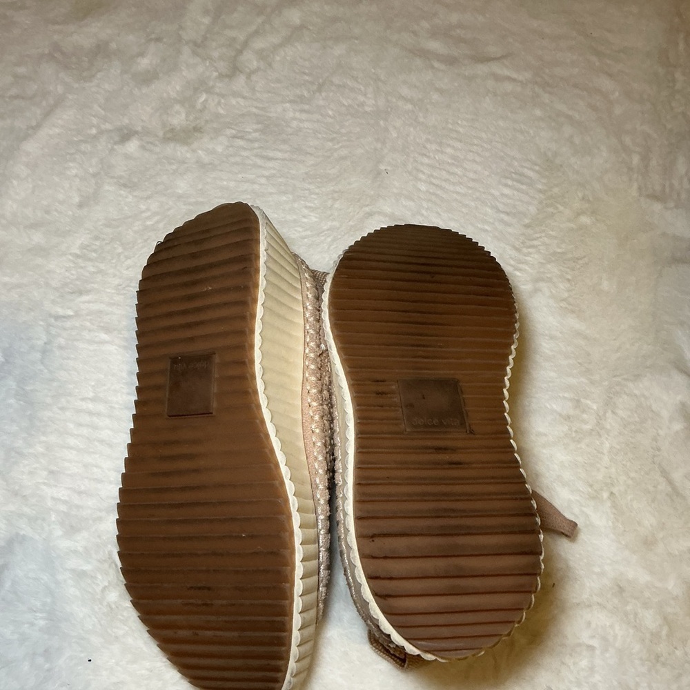 Dolce Vita Beige Platform Sneakers - Picture 4 of 4